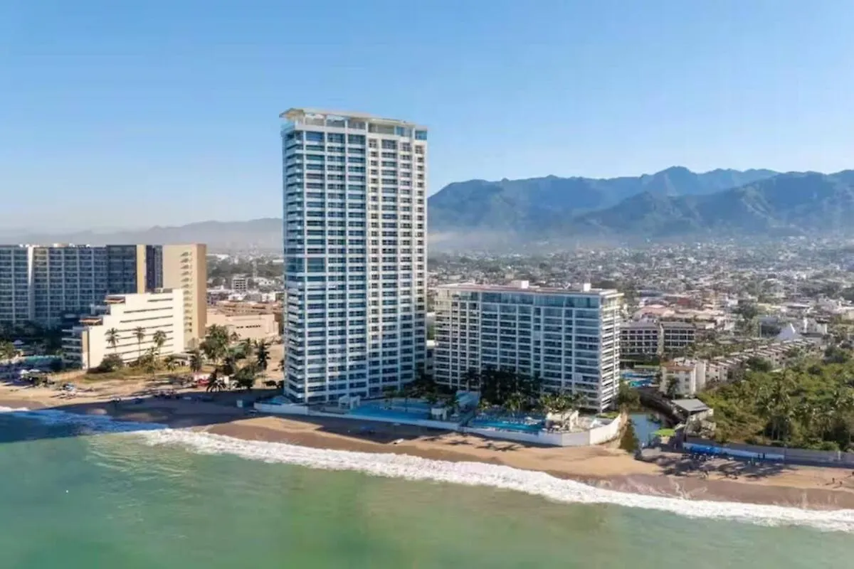Modern 3Br Beachfront Condo - Harbor 1903 Tn Πουέρτο Βαγιάρτα